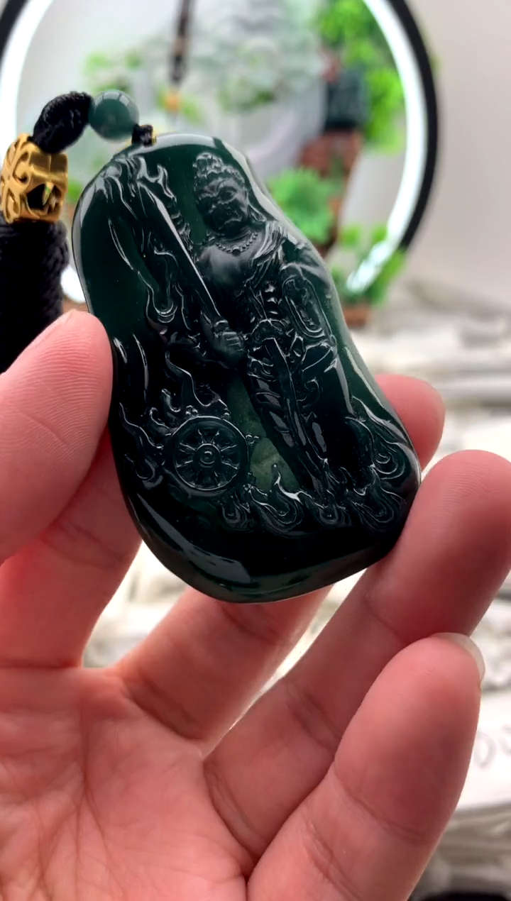 【闪购商品】翡翠颈饰未镶嵌不动明王