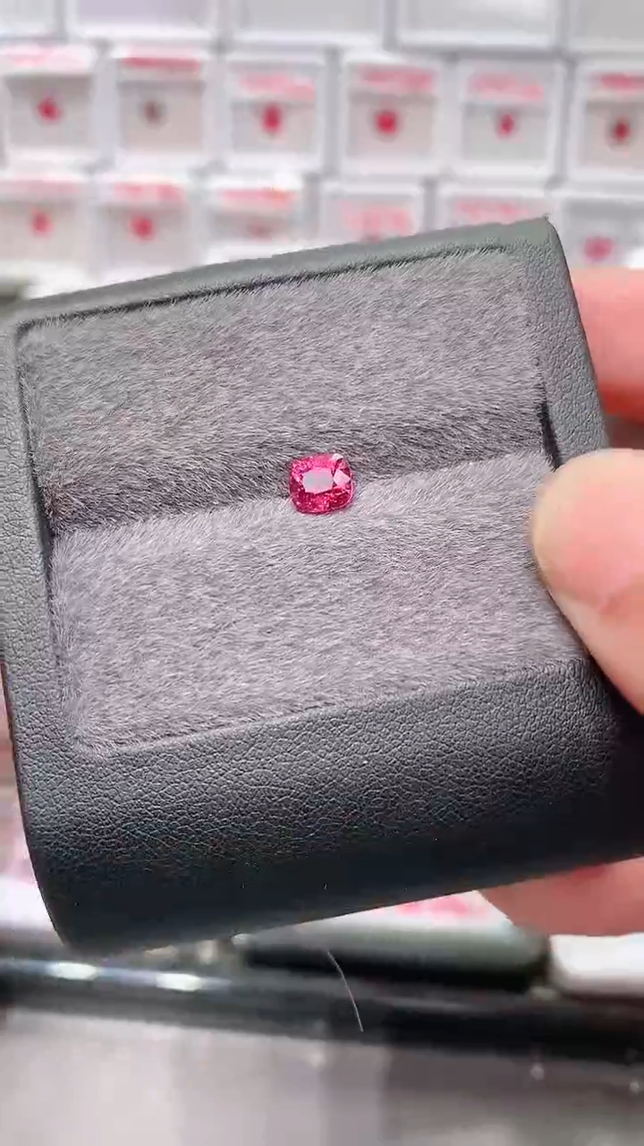 【闪购商品】尖晶石裸石未镶嵌绝地1.0