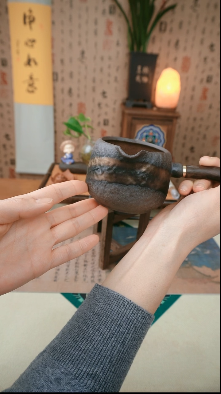 【闪购商品】粗陶侧把公杯粗陶侧把公杯