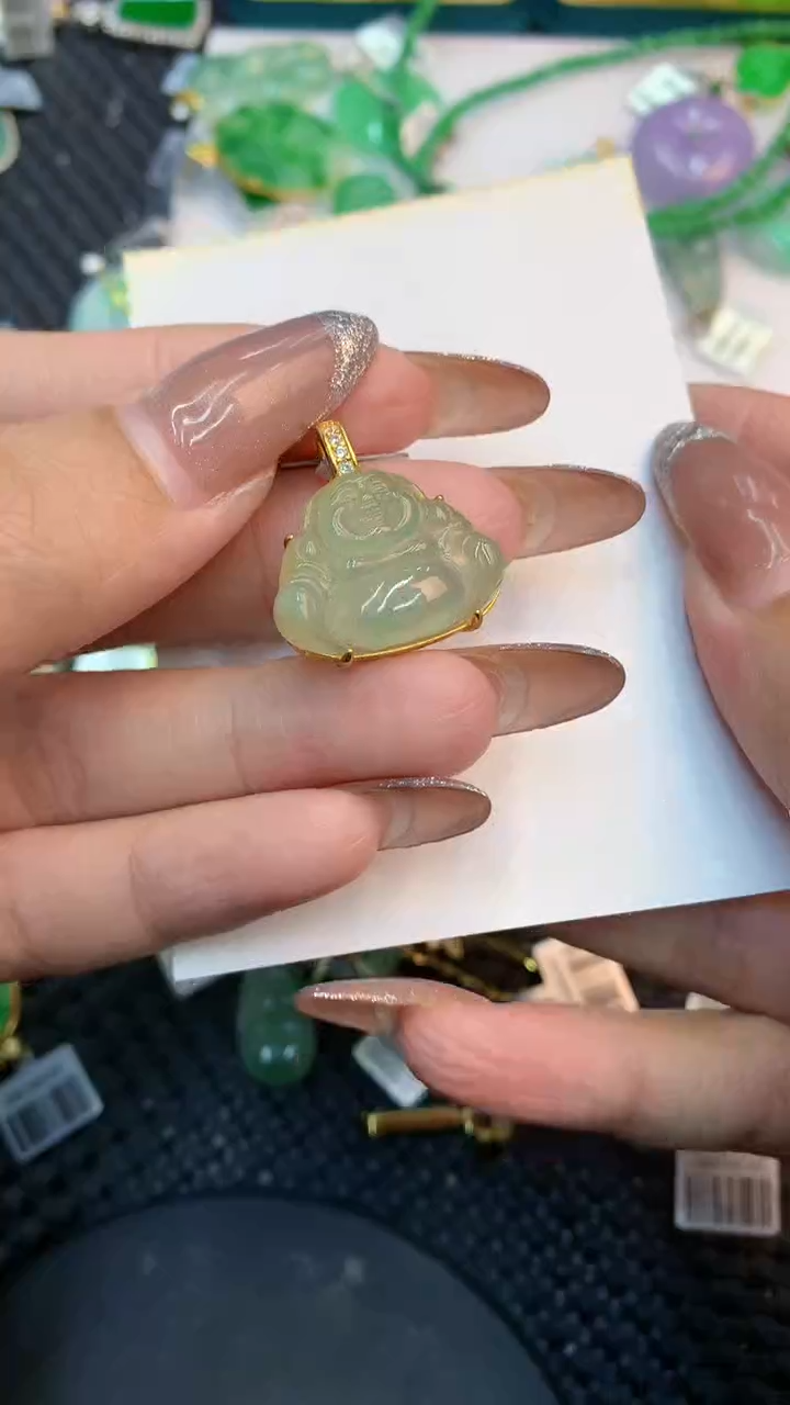 颈饰未镶嵌翡翠1