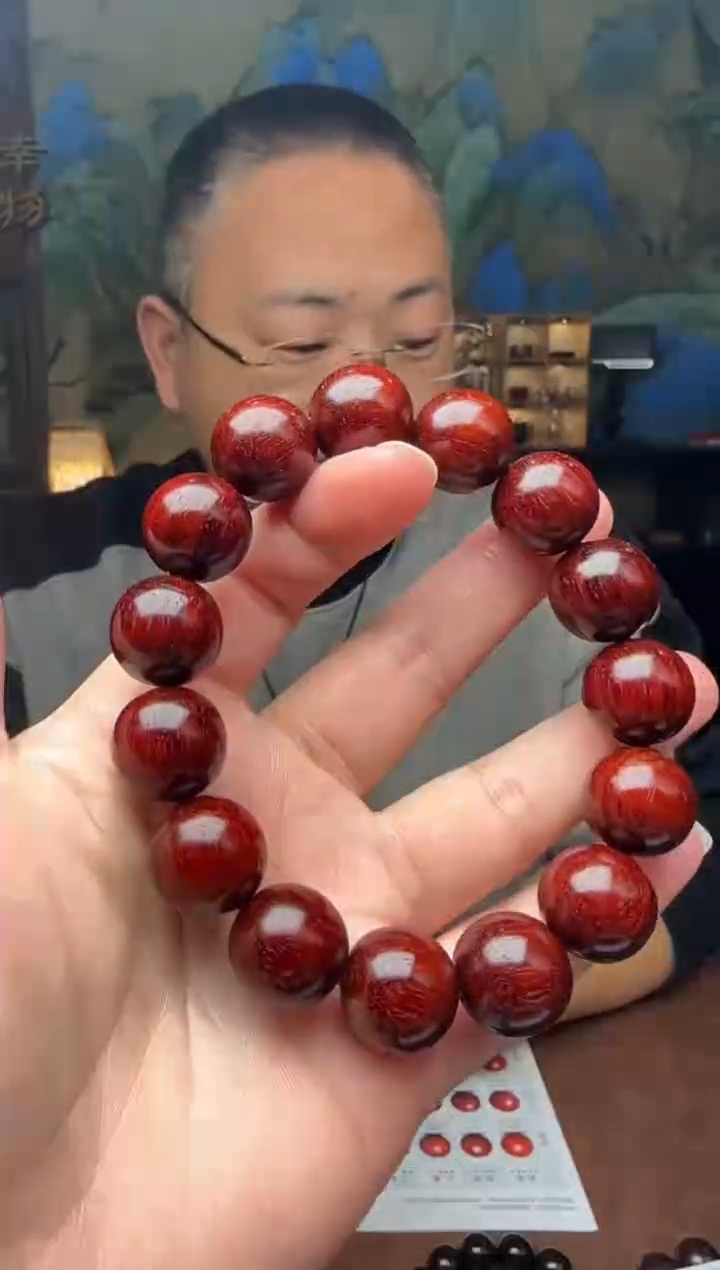 【闪购商品】小叶紫檀手串/手链1.5*15颗原汁原味泥料