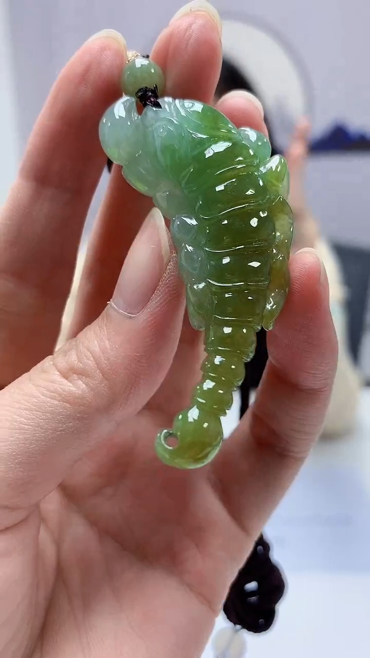 【闪购商品】定制翡翠未镶嵌0405zm-毛货挂件49蝎子