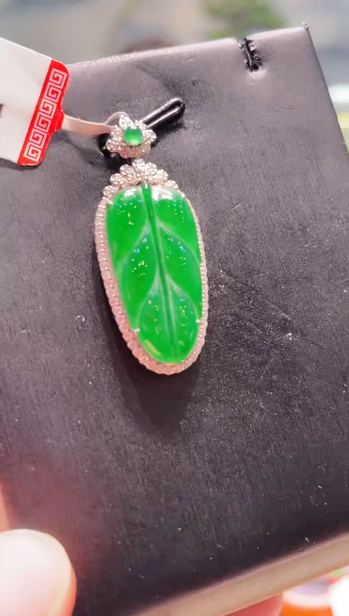 【闪购商品】翡翠颈饰18K金镶嵌A67天然A货翡翠