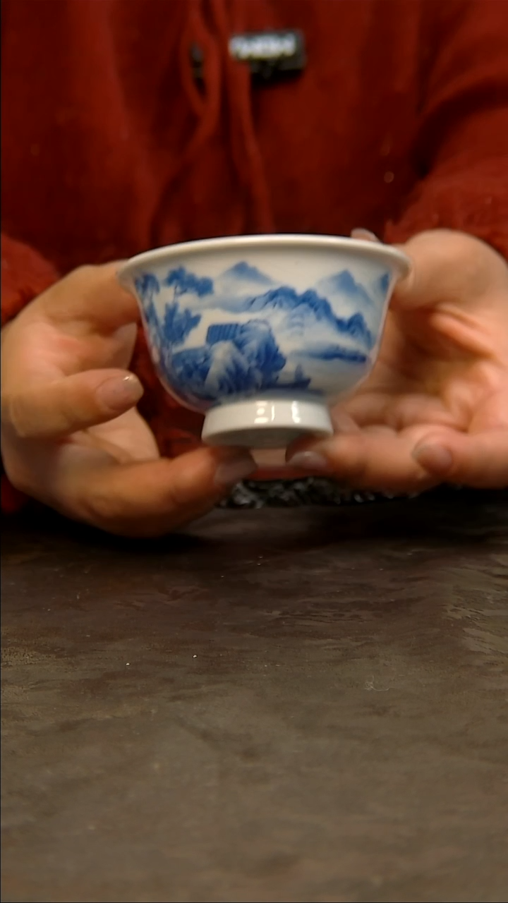 【闪购商品】青花手绘山水压手杯