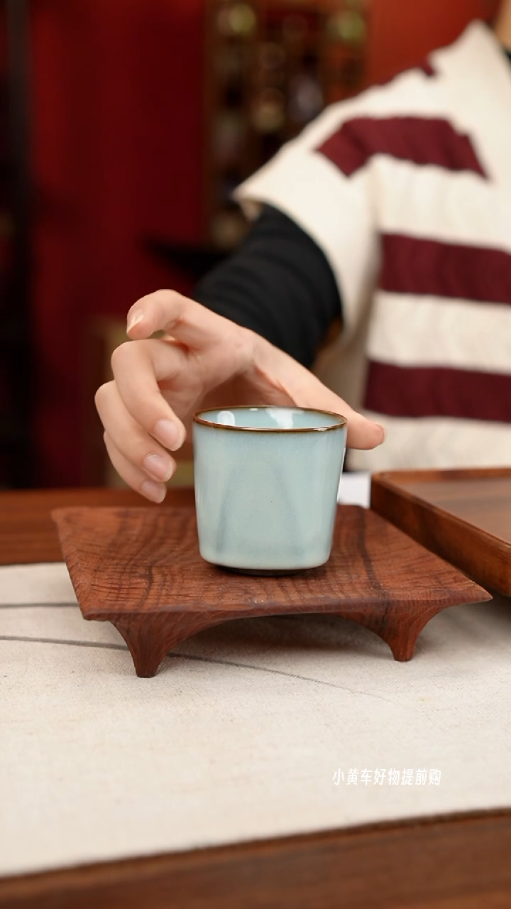 【闪购商品】摆件小师妹-钧瓷-信任