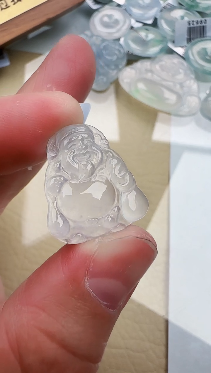 翡翠未镶嵌颈饰缅甸天然翡翠