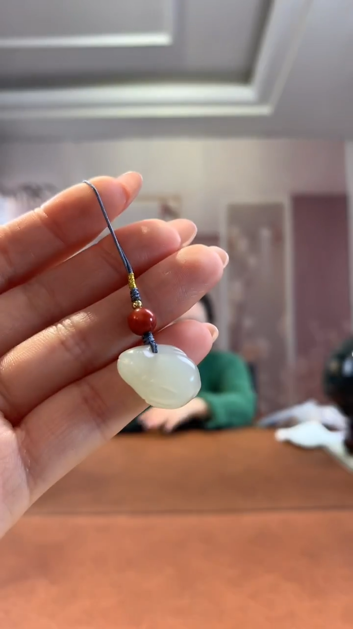 未镶嵌和田玉挂件冰晴兔子手机挂