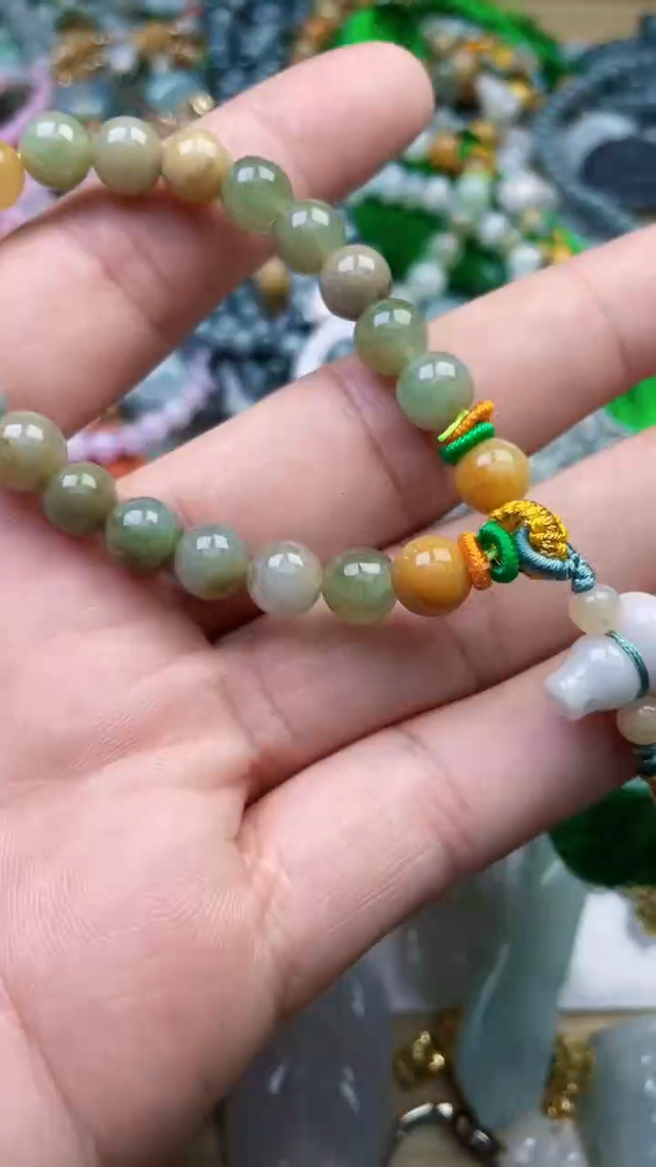 未镶嵌挂件翡翠1