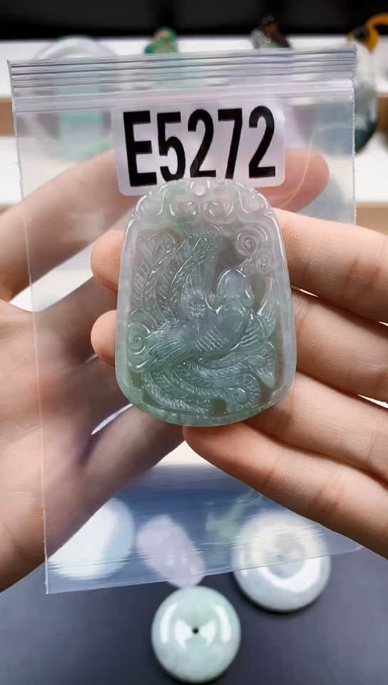 颈饰未镶嵌翡翠天然翡翠吊坠挂件