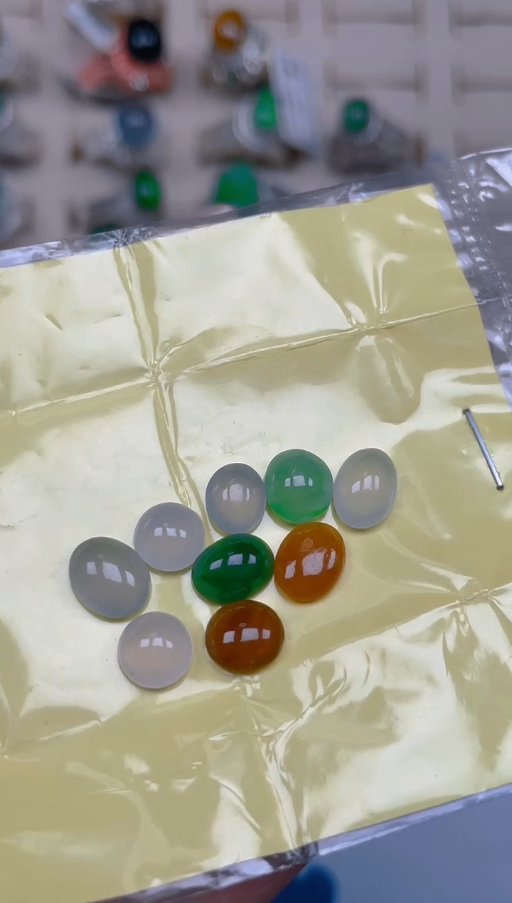 未镶嵌定制翡翠天然翡翠蛋面78