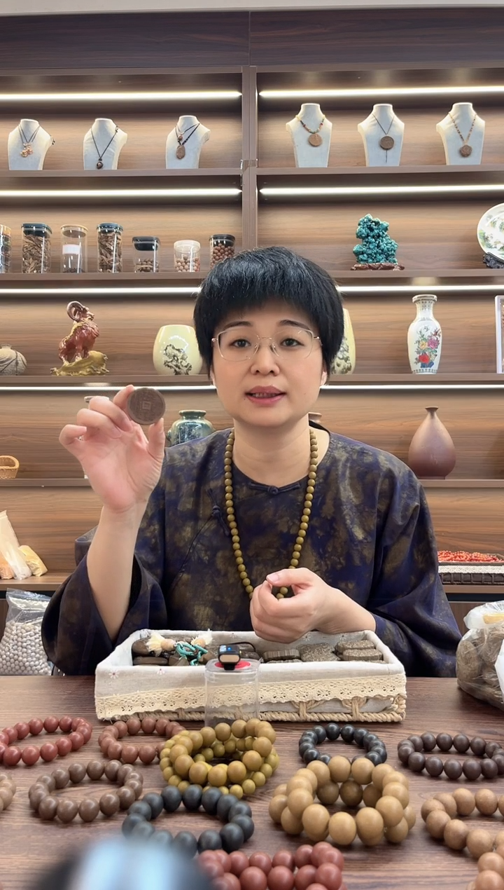 泥塑七香十二精香方山鬼