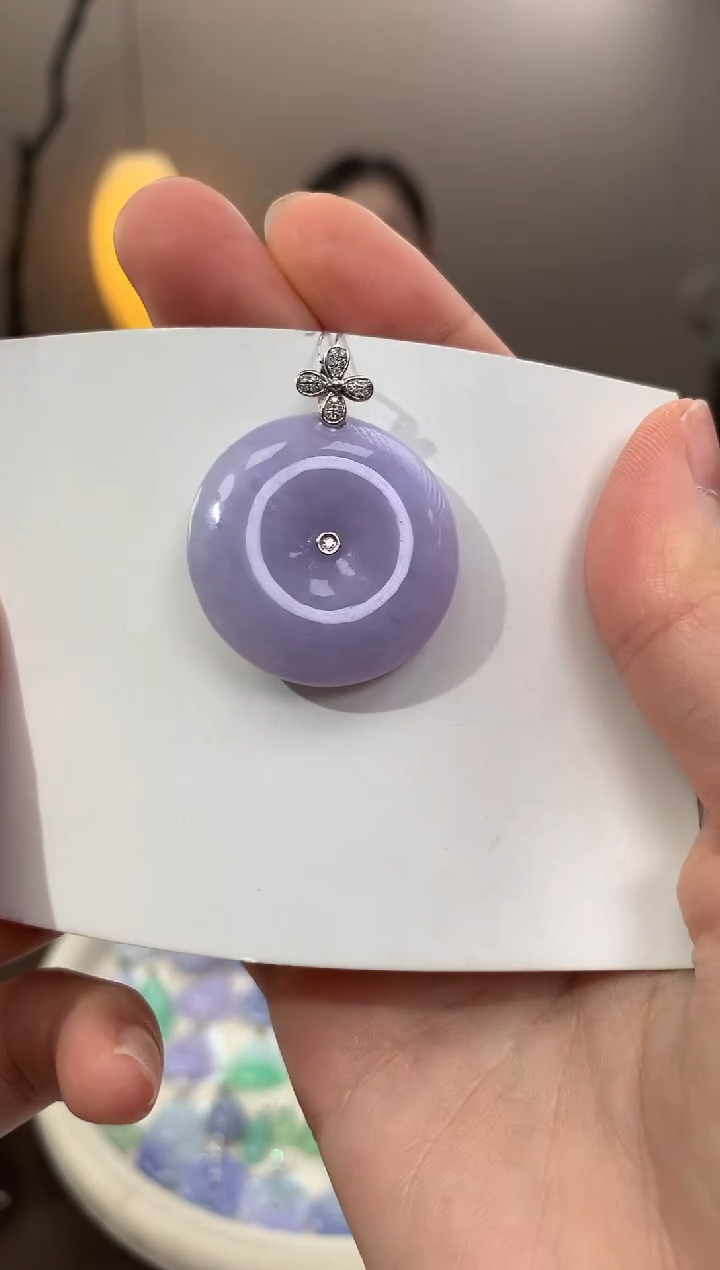 翡翠18K金镶嵌颈饰天然缅甸a货翡翠