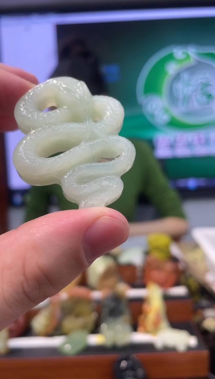 【闪购商品】岫玉吊坠未镶嵌·
