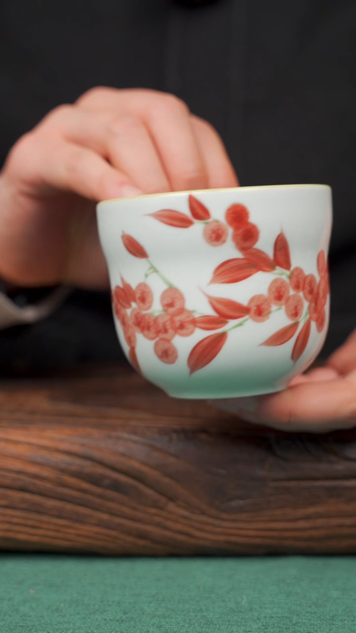 【闪购商品】瓷片84寻一缕瓷香杯釉下手工手绘瓷器