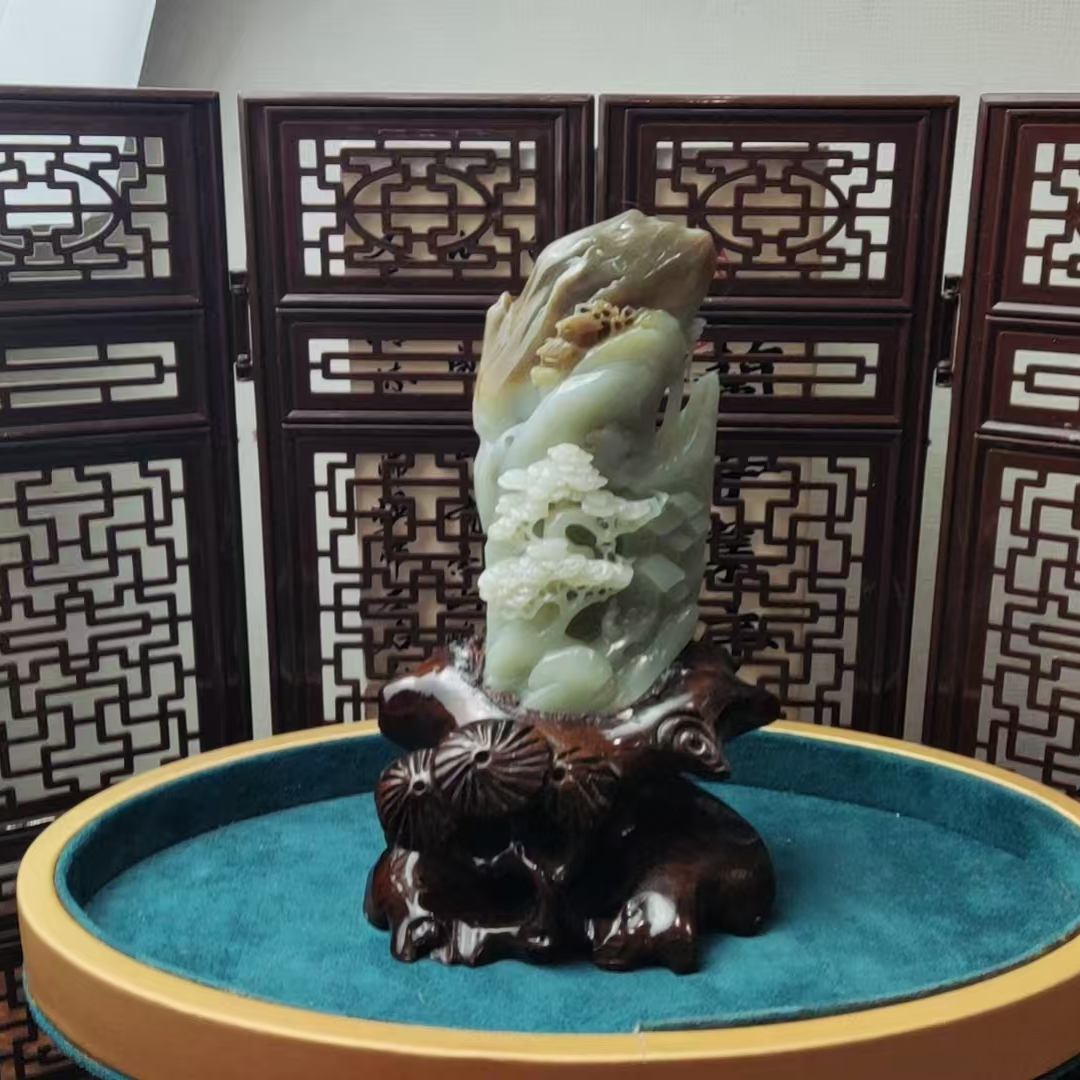 和田玉且末糖白山水摆件