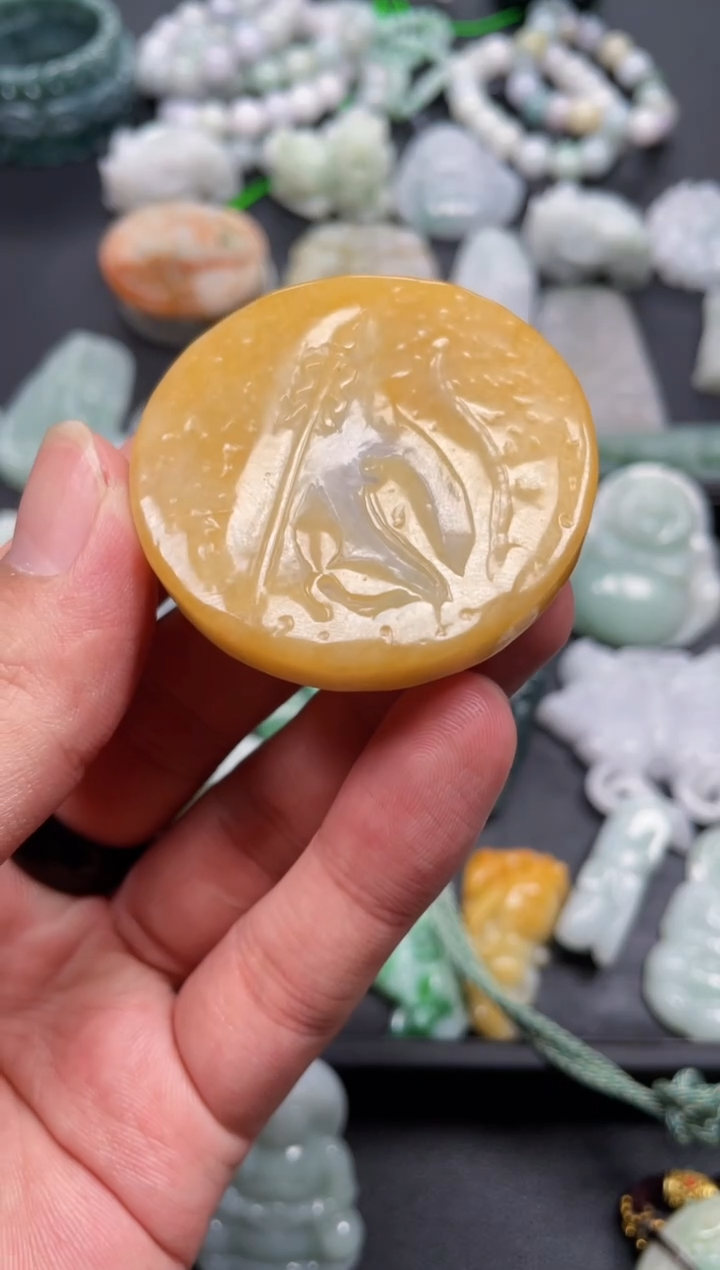 翡翠未镶嵌颈饰天然翡翠a货