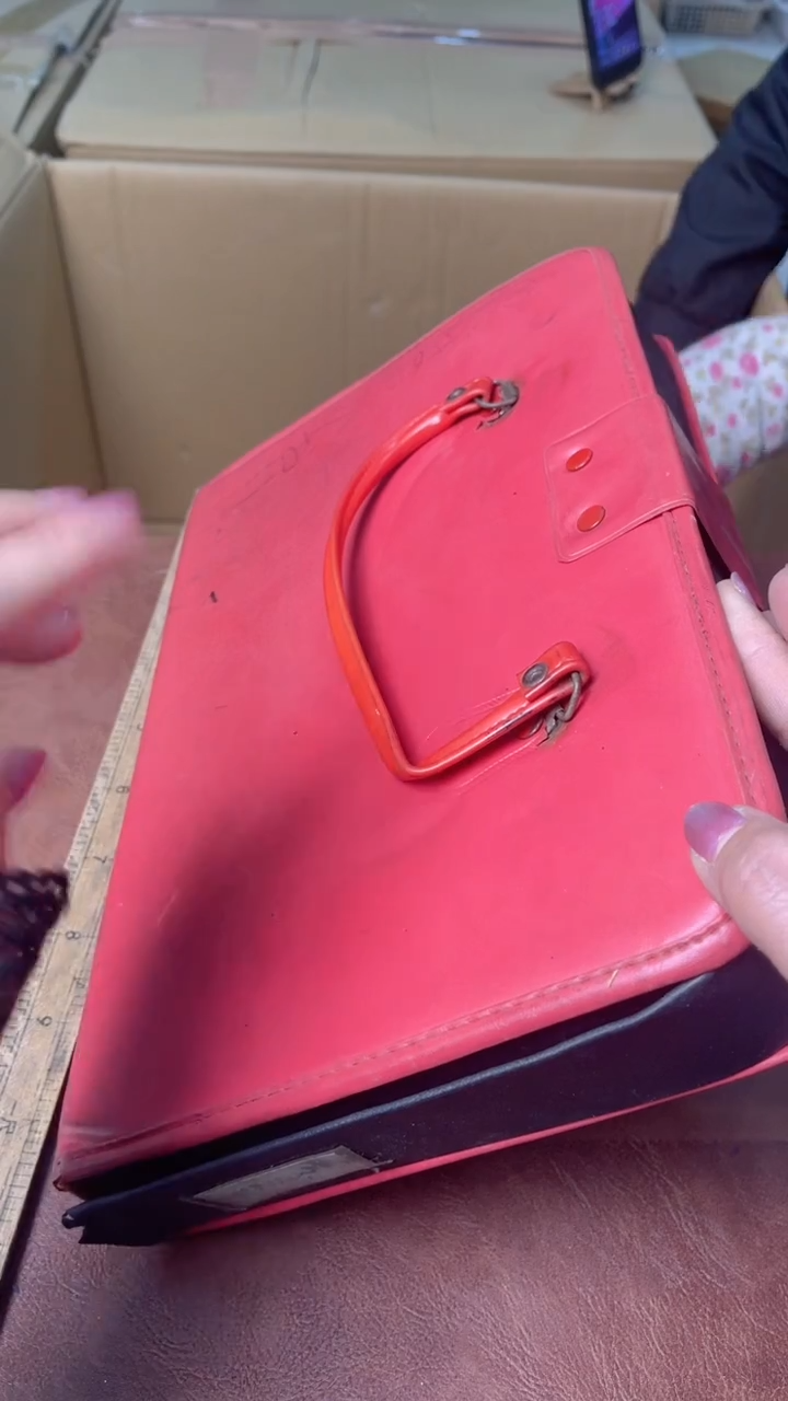 水牛剖层皮革中古商品满18包邮