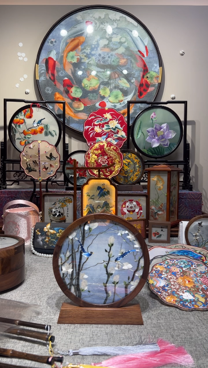 织绣苍**泽纯手工苏绣双面绣