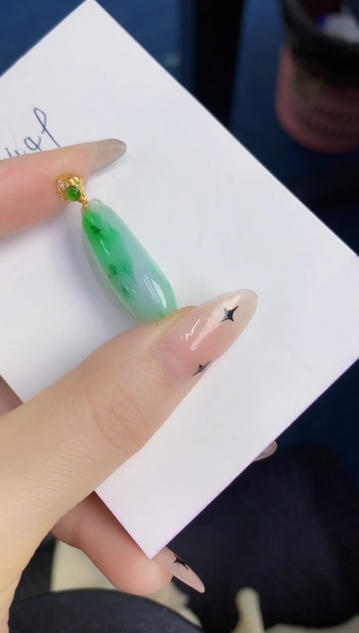 颈饰未镶嵌翡翠缅甸天然翡翠A货