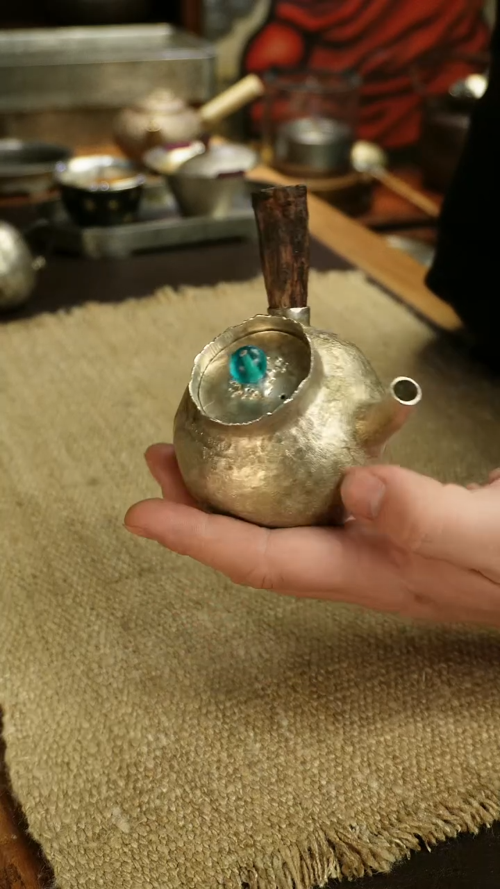 【闪购商品】足银全手侧把泡壶