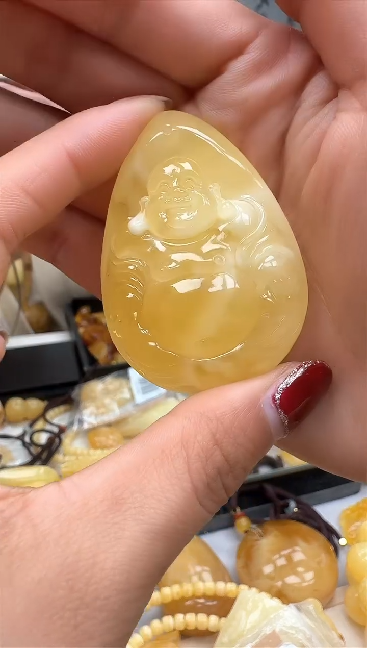 【闪购商品】琥珀裸石未镶嵌挂坠