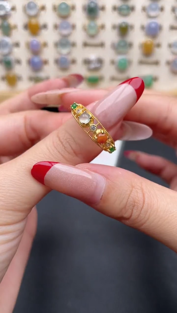 【闪购商品】翡翠戒指银S925镶嵌一物一证一礼盒