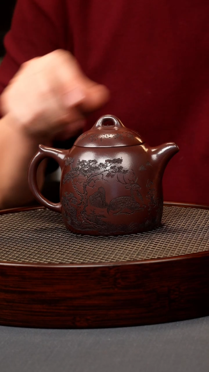 【闪购商品】紫砂茶壶.紫龙血 山水秦权