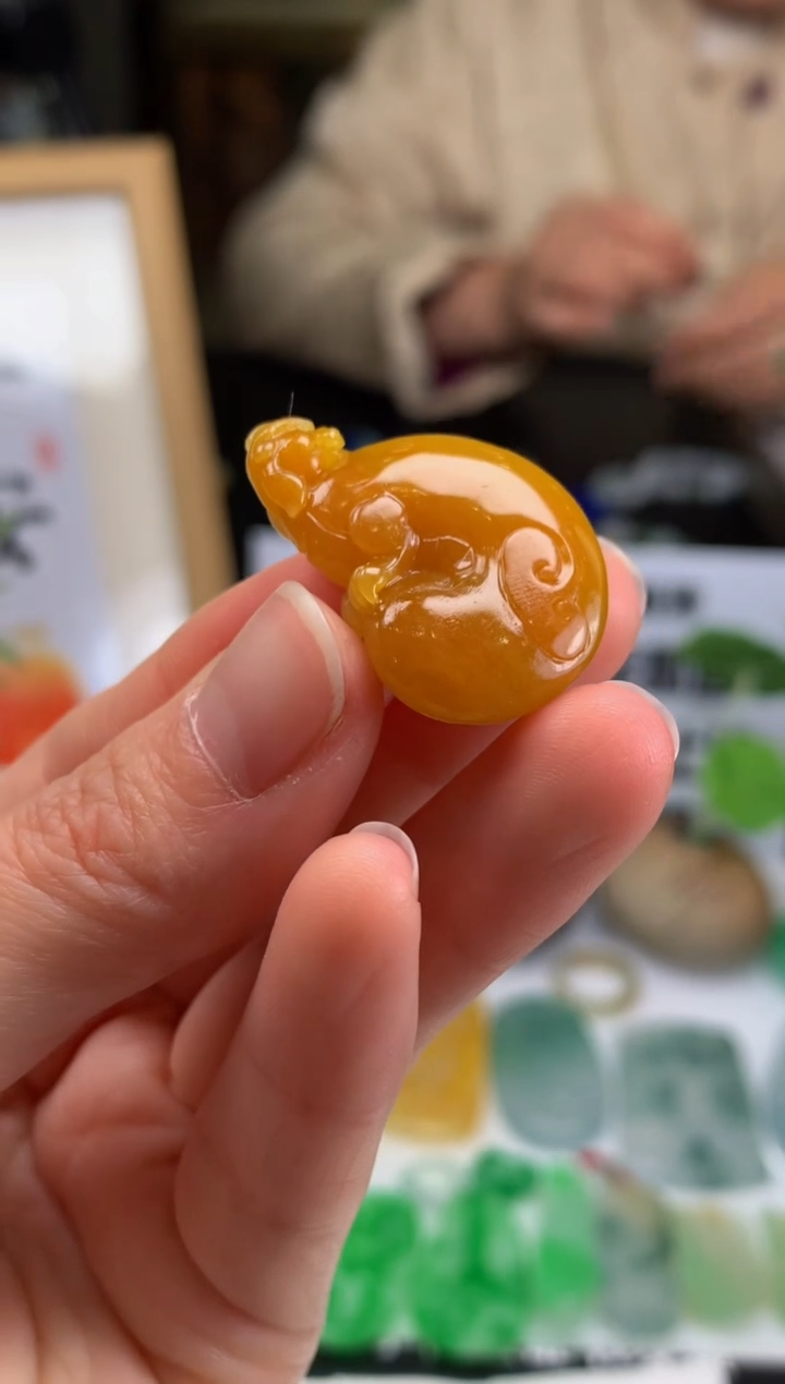 【闪购商品】定制翡翠未镶嵌吊坠-86391