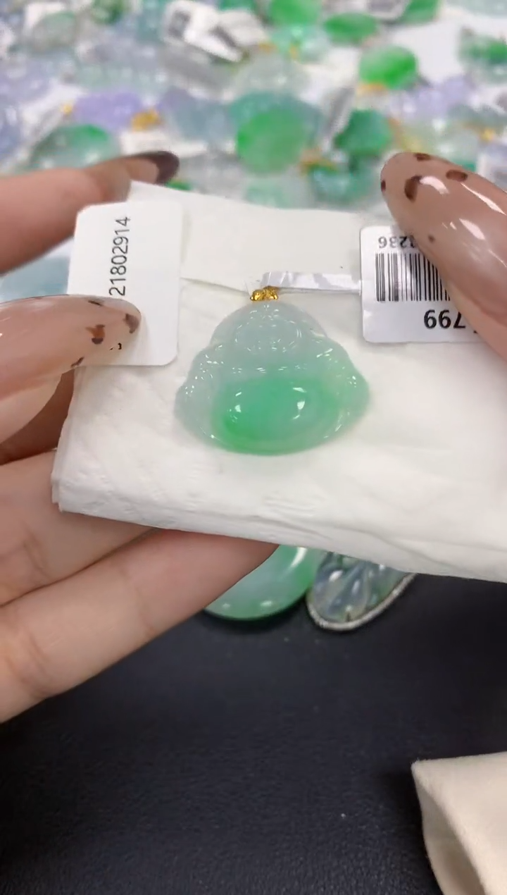 颈饰18K金镶嵌翡翠a货假一赔三支持复检百元上9元证书费自理