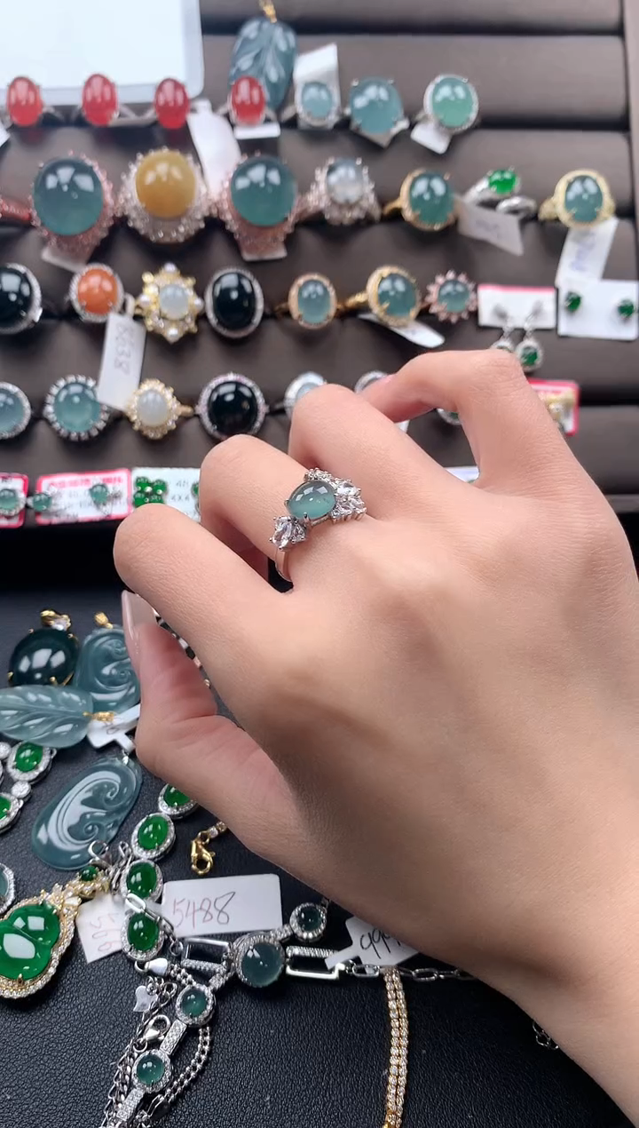 【闪购商品】翡翠戒指银S925镶嵌45435345