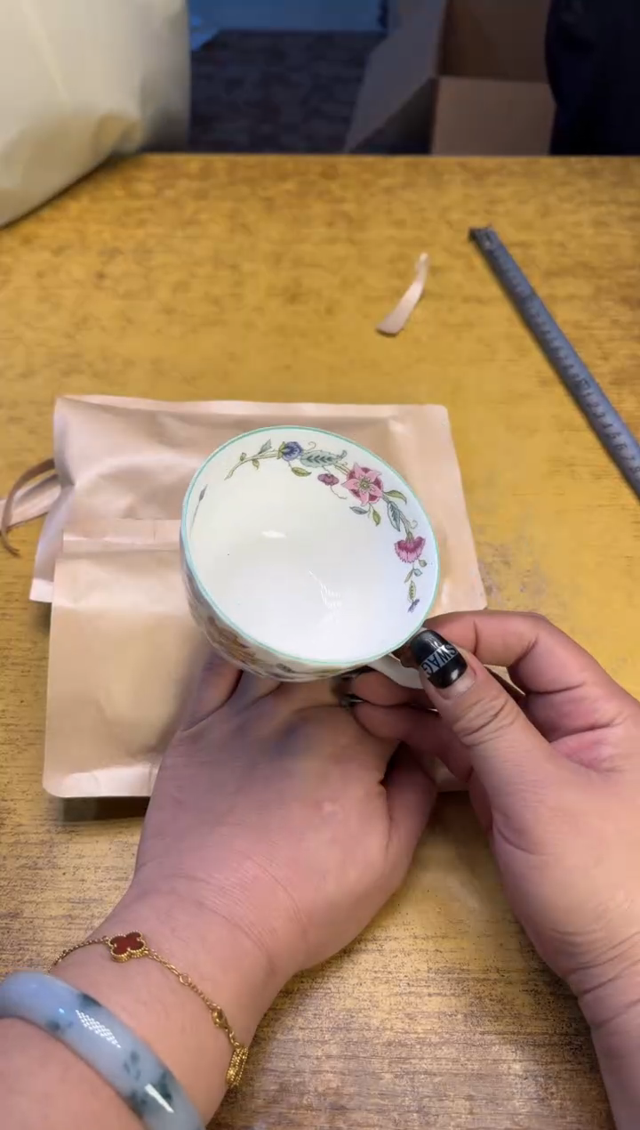 瓷器瓷器瑕疵破破92俩件软糖碗