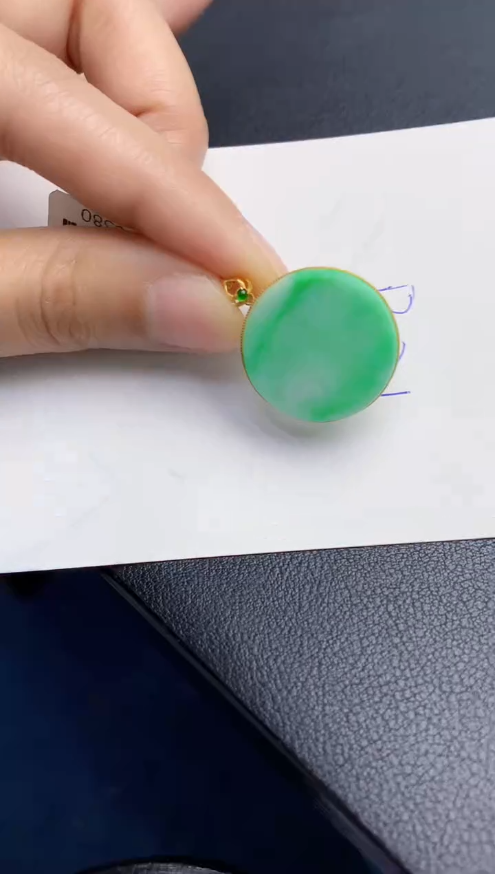 【闪购商品】翡翠颈饰18K金镶嵌000000000