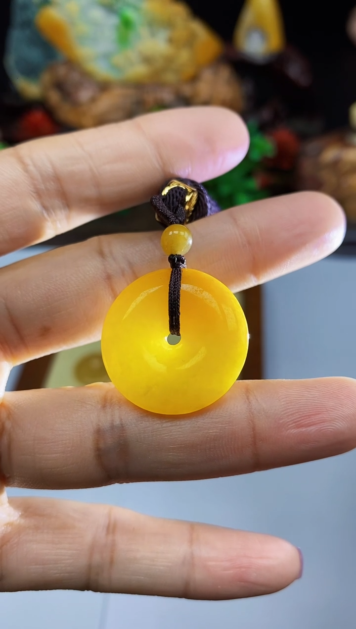 【闪购商品】翡翠颈饰未镶嵌翡翠A货
