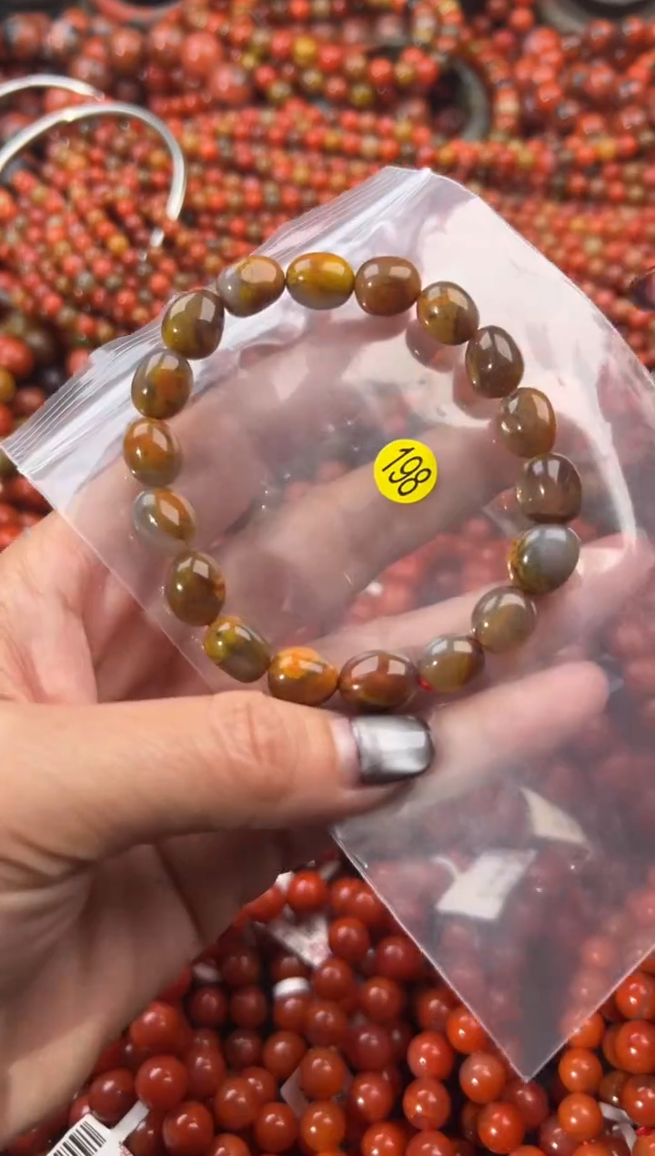 未镶嵌手串南红玛瑙8+