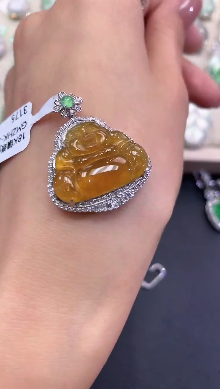 【闪购商品】翡翠吊坠(不含链)18K金镶嵌q97