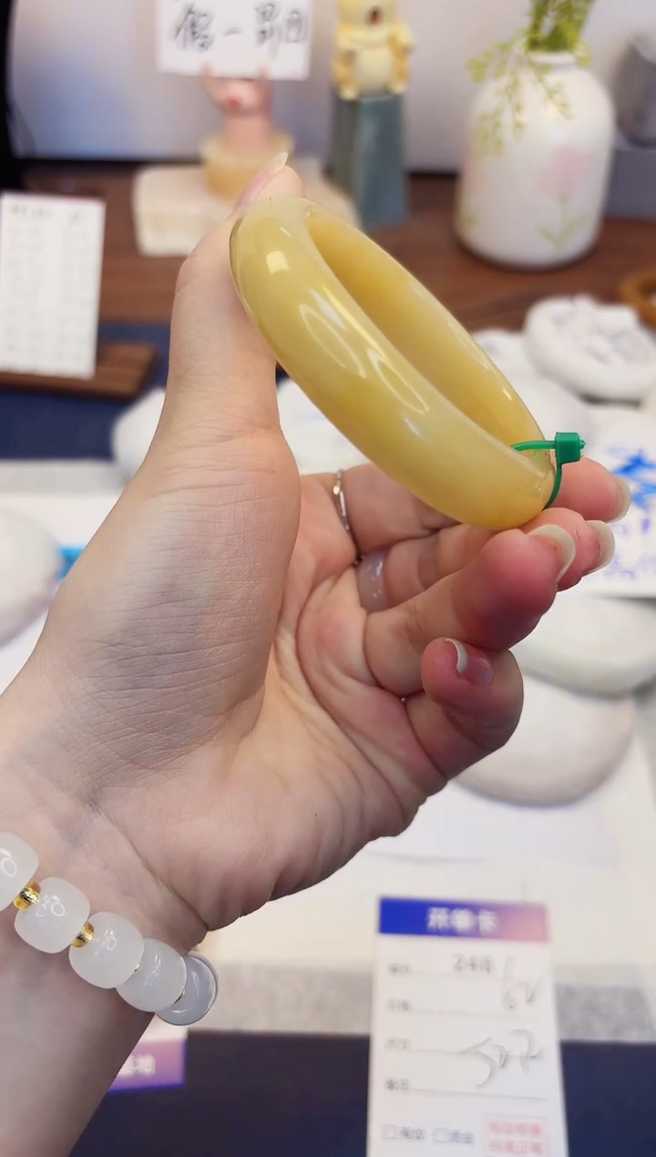 【闪购商品】石英质玉手镯未镶嵌246-财气镯-圈口52