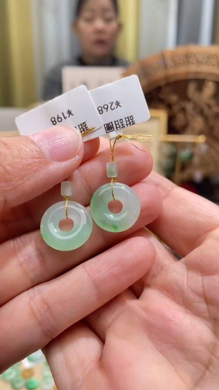 颈饰未镶嵌翡翠平***?甜甜圈一对