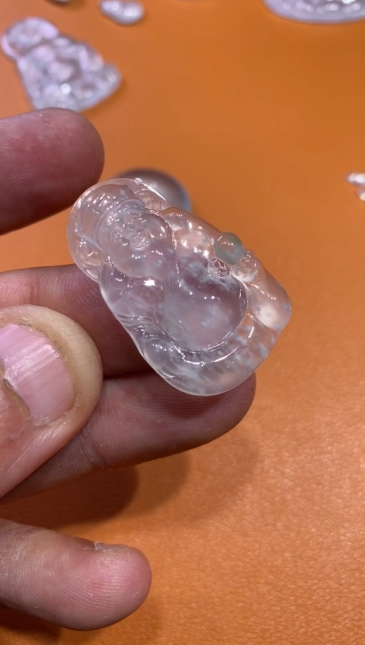 【闪购商品】翡翠颈饰未镶嵌财神3800