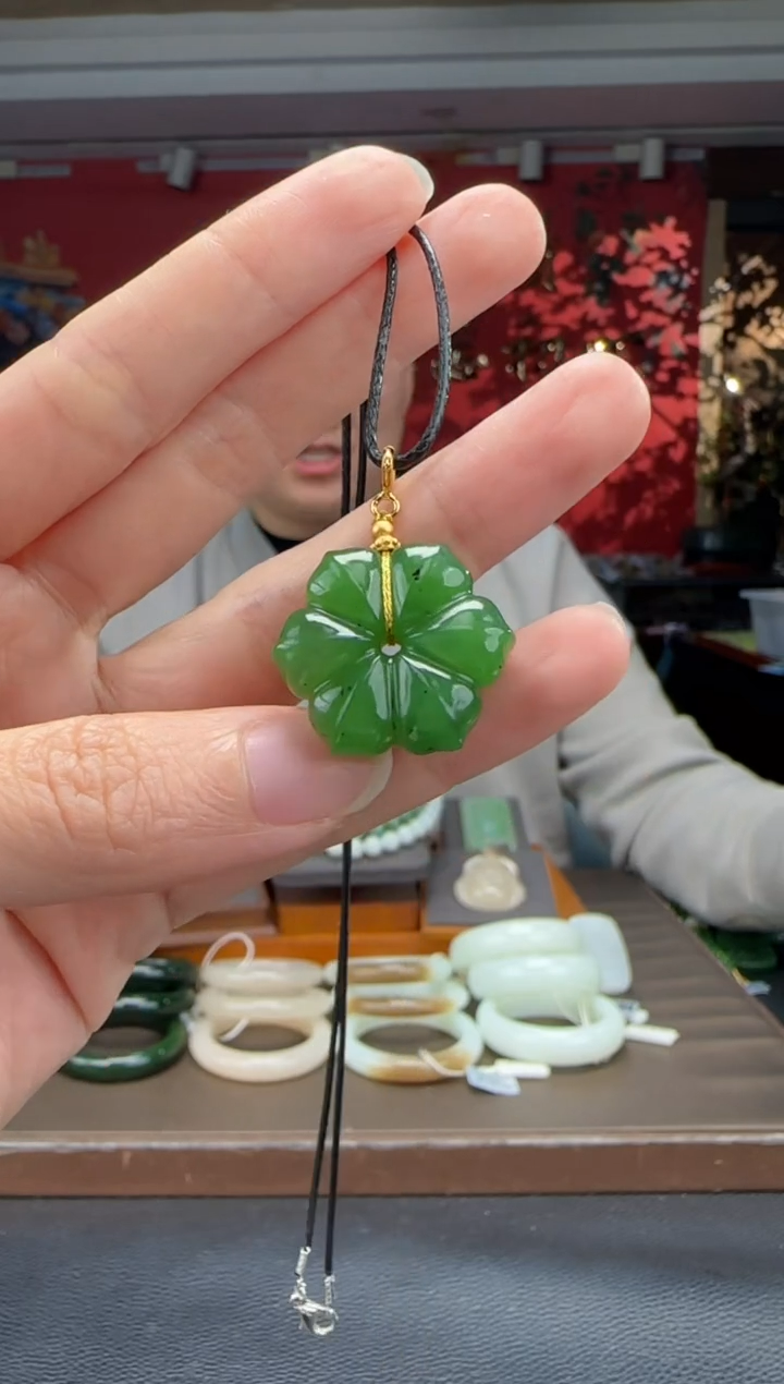 颈饰银S925镶嵌和田玉碧玉花花