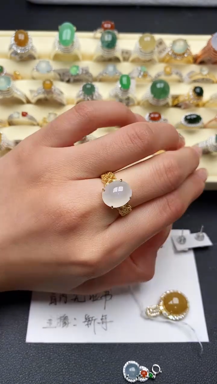 【闪购商品】翡翠戒指银S925镶嵌3333333+4