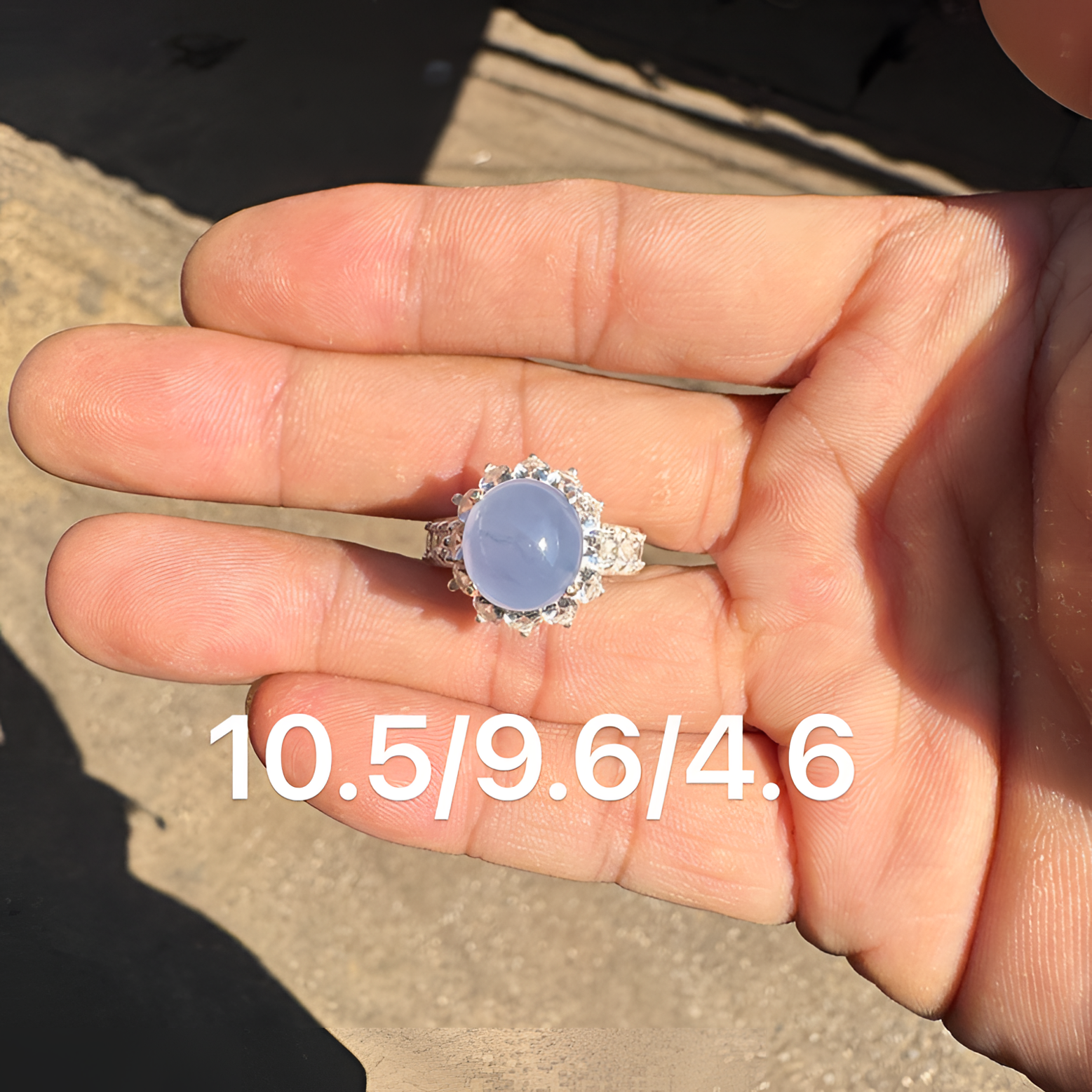 1221(小哪吒在源头)冰种翡翠紫罗兰戒面饱满肉细杠味荧光足M400