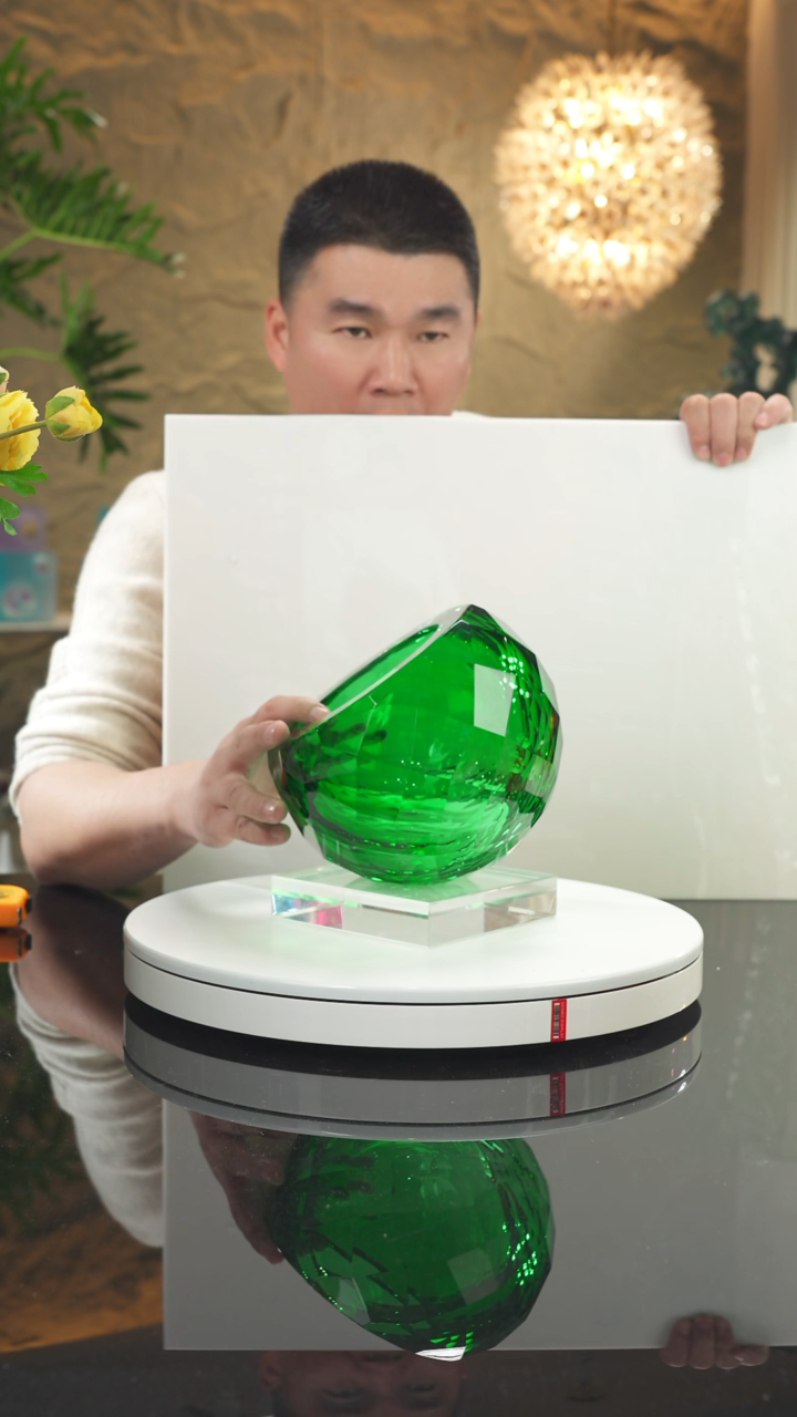 【闪购商品】摆件绿色切面果碗