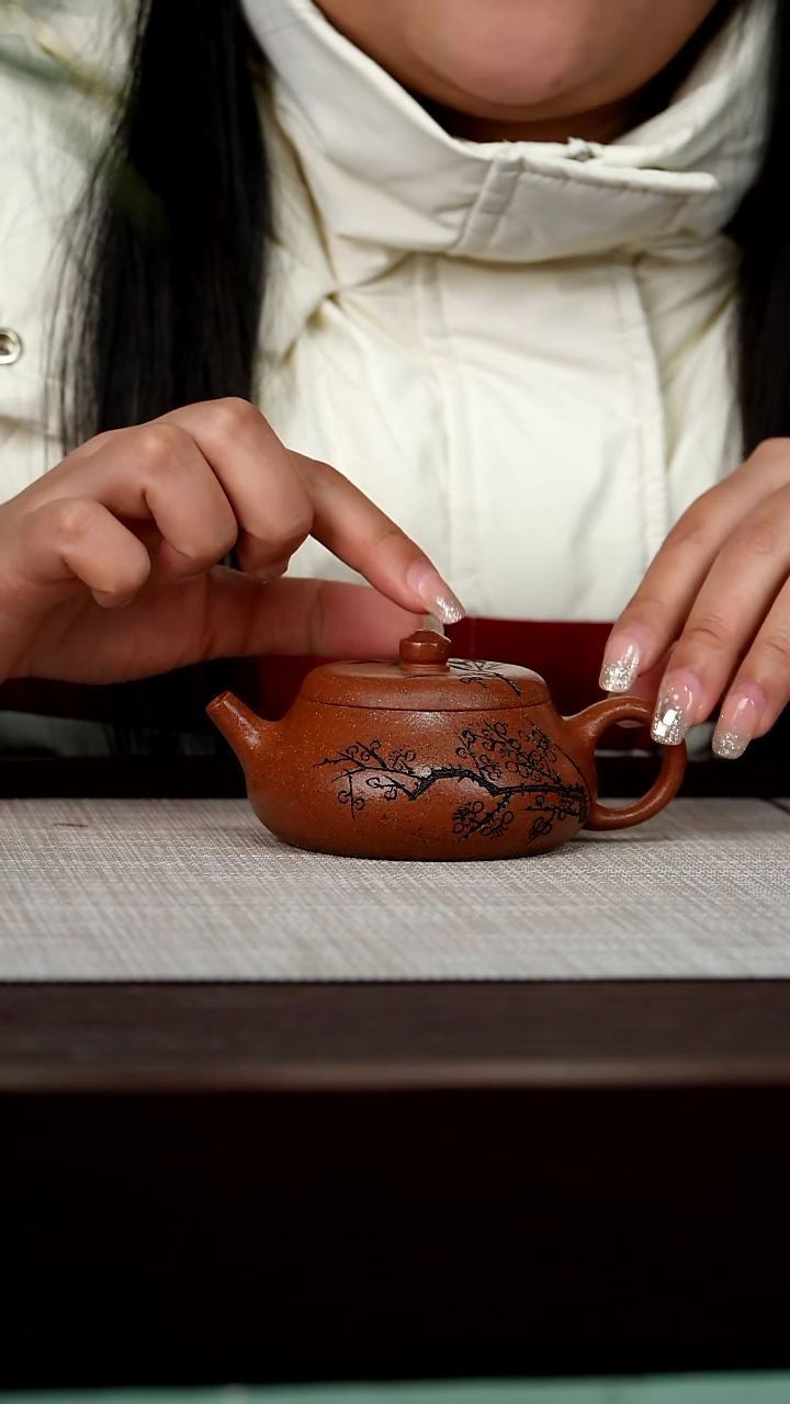 【闪购商品】宜兴原矿紫砂壶茶壶150C