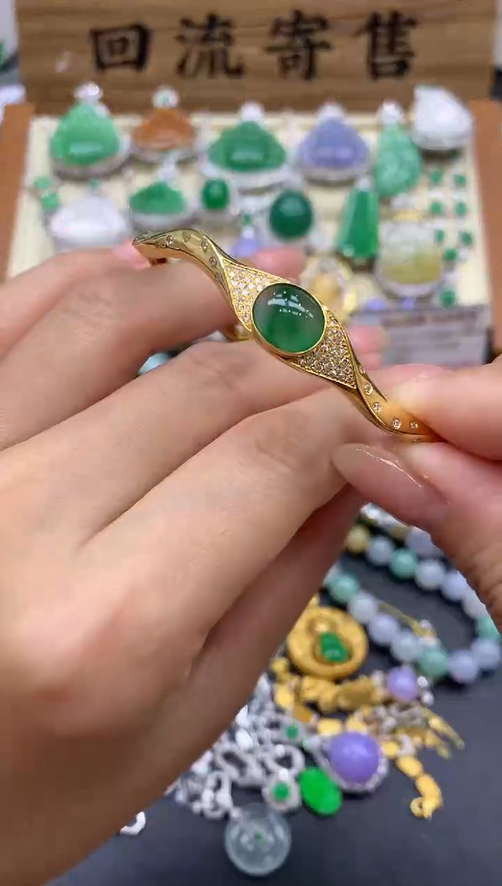 【闪购商品】翡翠手镯18K金镶嵌483-中国好珍宝