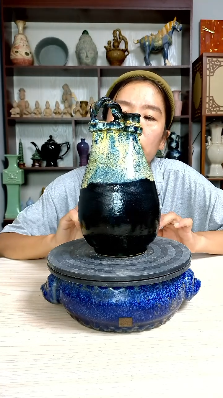 经典精美复古风格瓷器