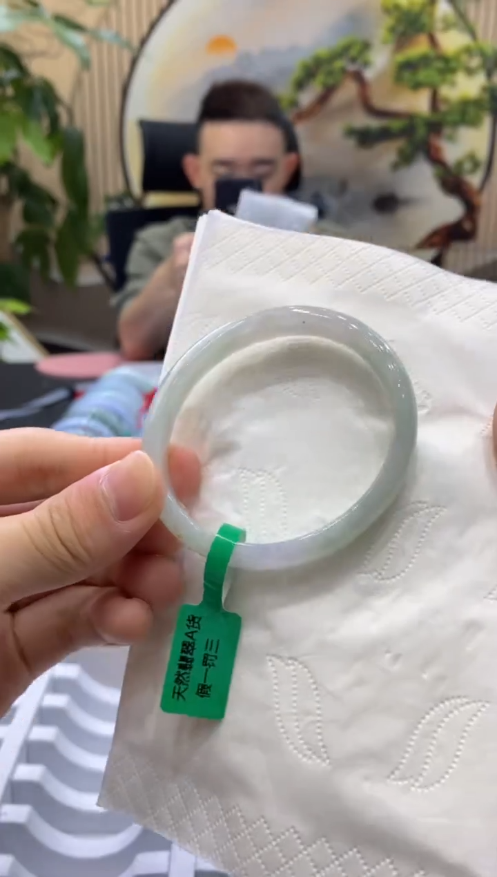 翡翠手镯未镶嵌1165