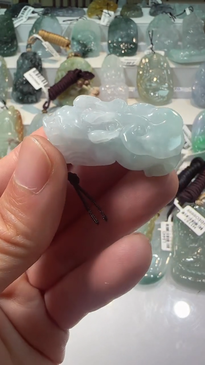 【闪购商品】翡翠颈饰未镶嵌天然翡翠