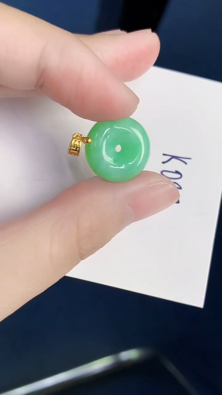 颈饰未镶嵌翡翠天然翡翠缅甸A货