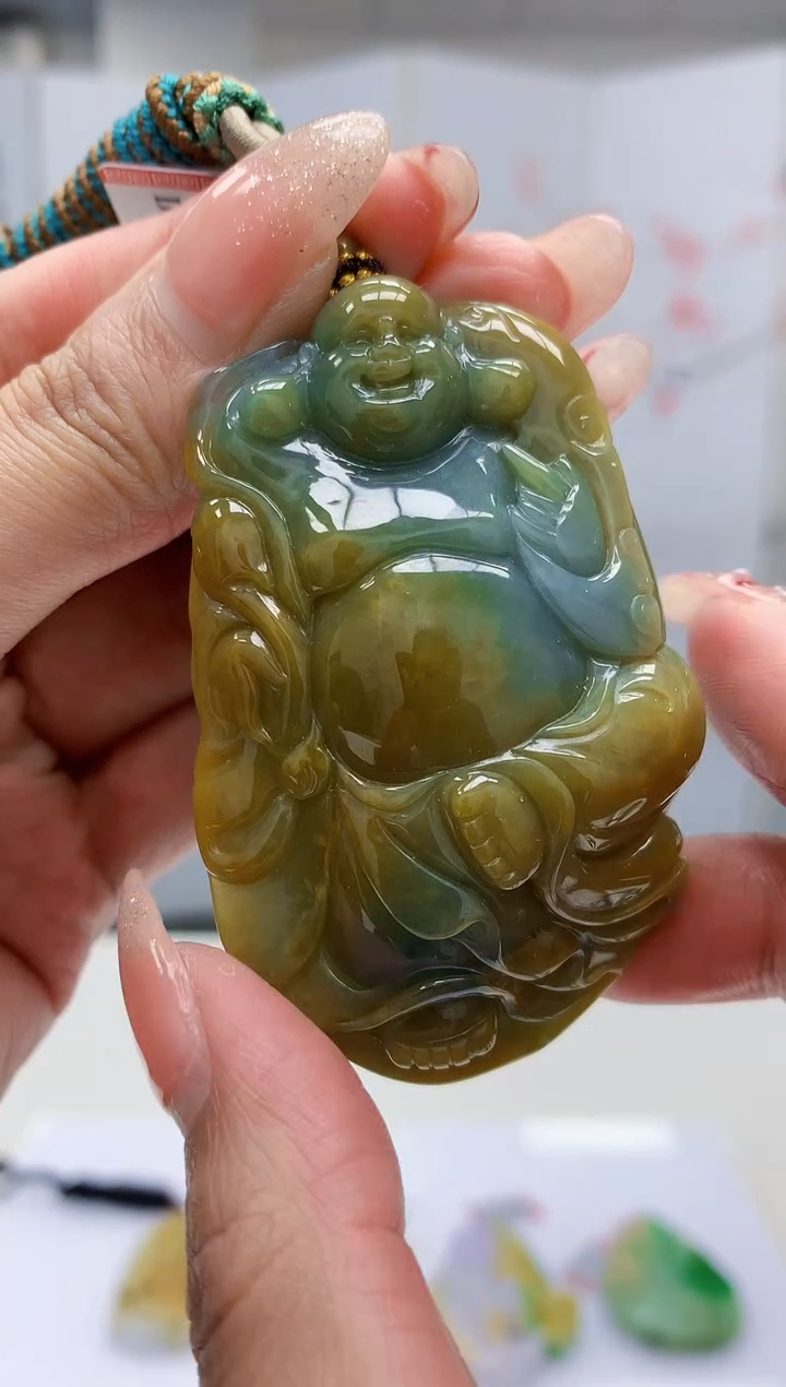【闪购商品】定制翡翠未镶嵌4852MM-毛货挂件197