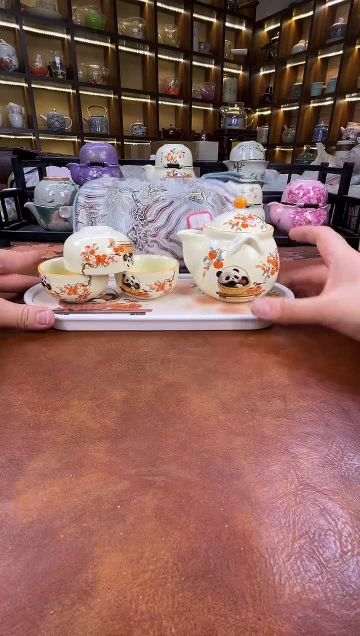 .新款熊猫宝瓶旅行套装+熊猫盘